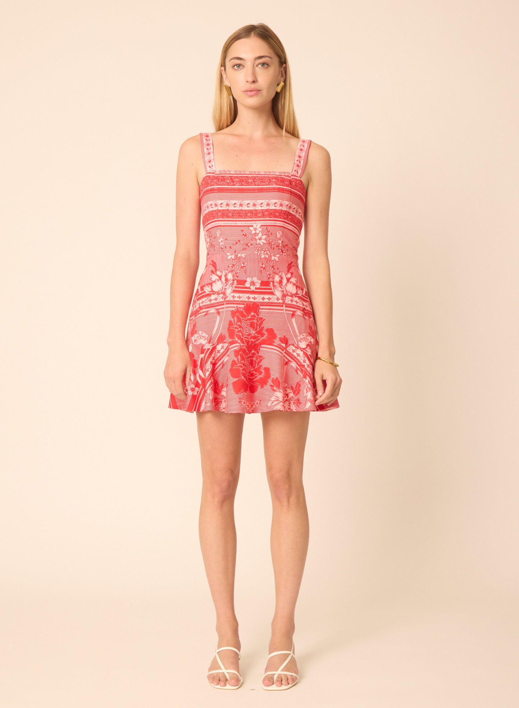Julia dress in Floating Red Floral Print - Gilner Farrar