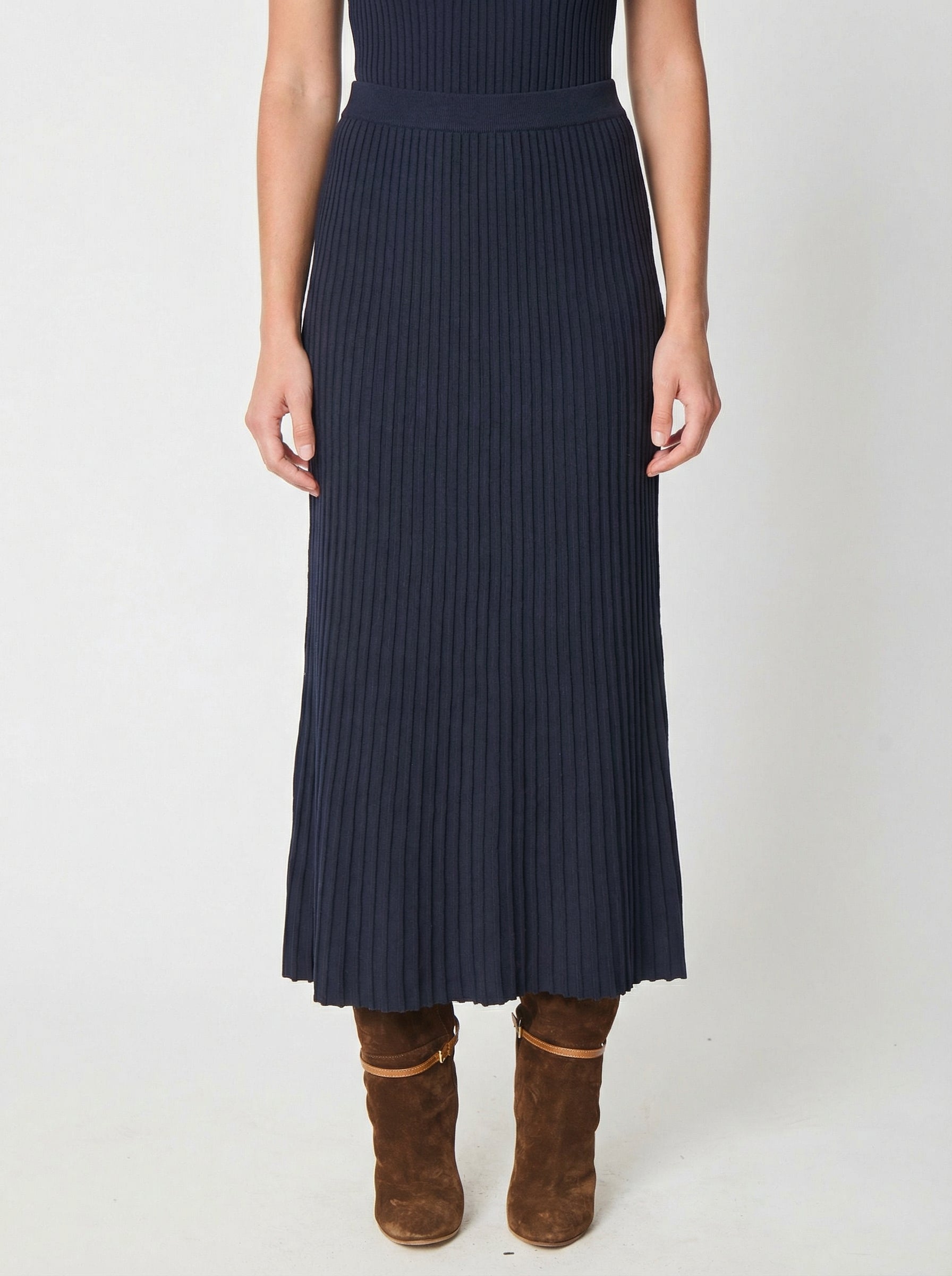 Nyra skirt in Navy