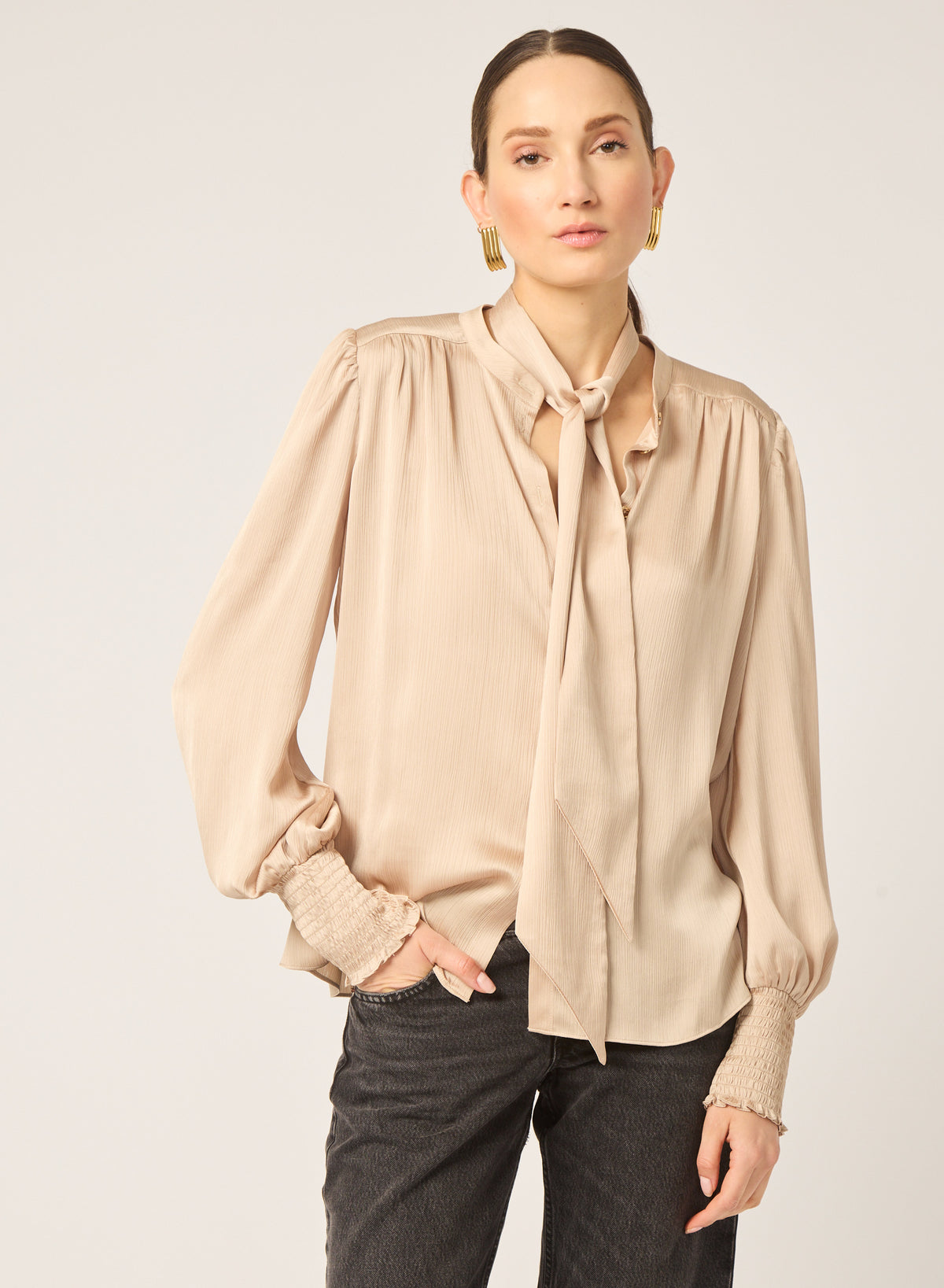 Suki blouse in Gold color - Gilner Farrar