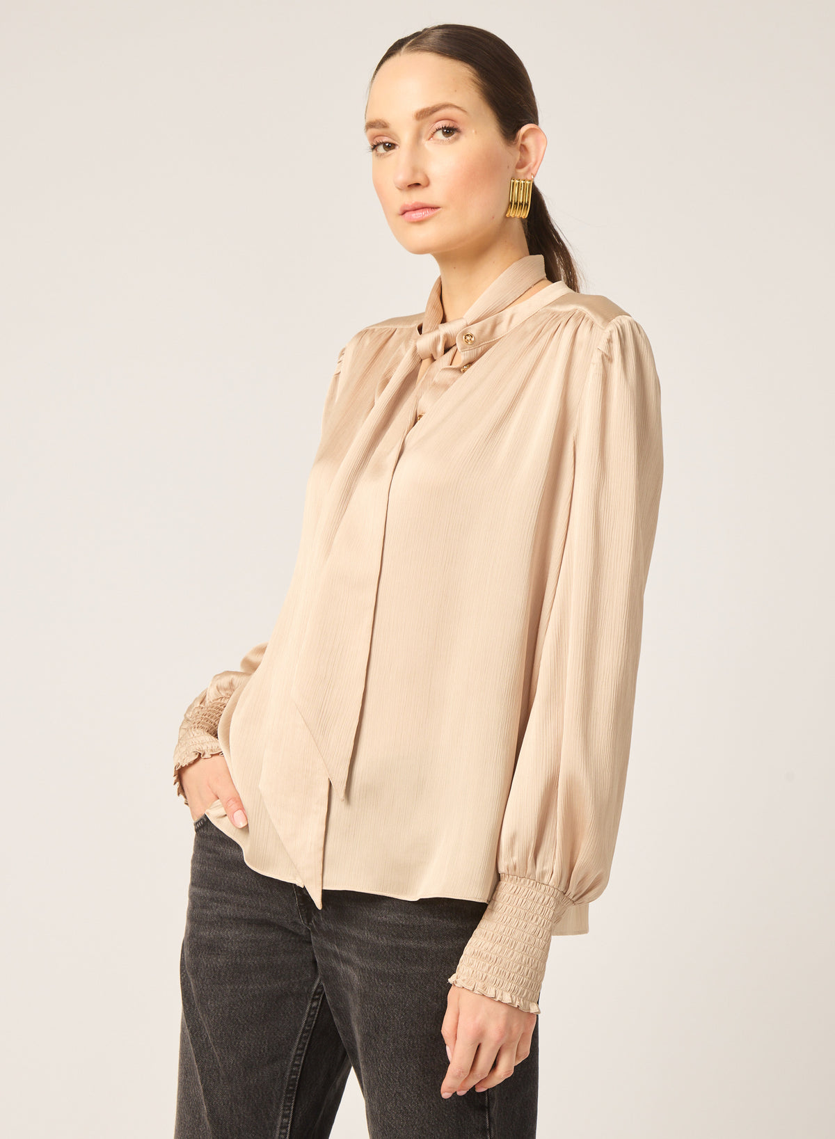 Suki blouse in Gold color - Gilner Farrar