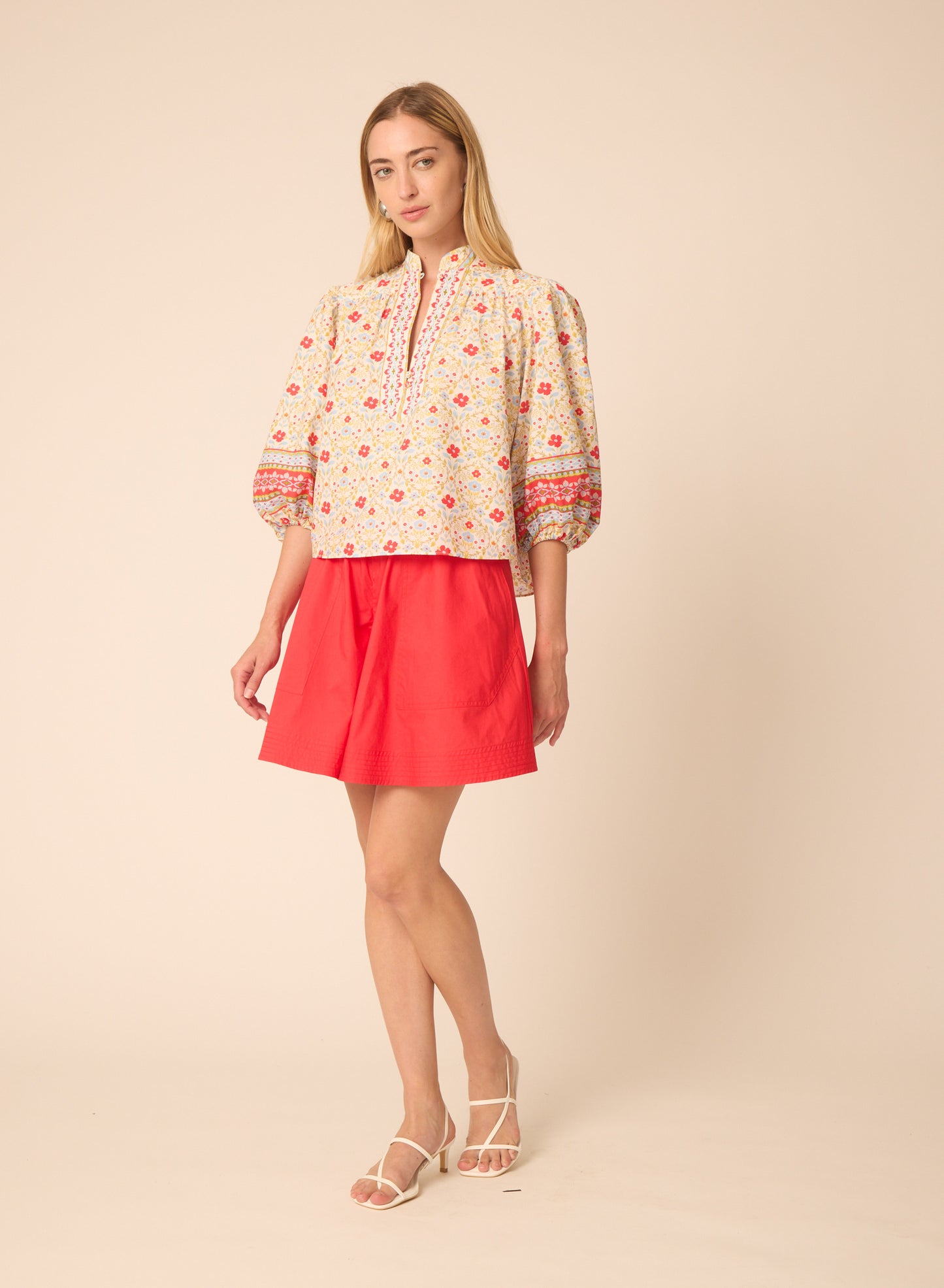 Bethany blouse in Red Ditsy Floral Print - Gilner Farrar