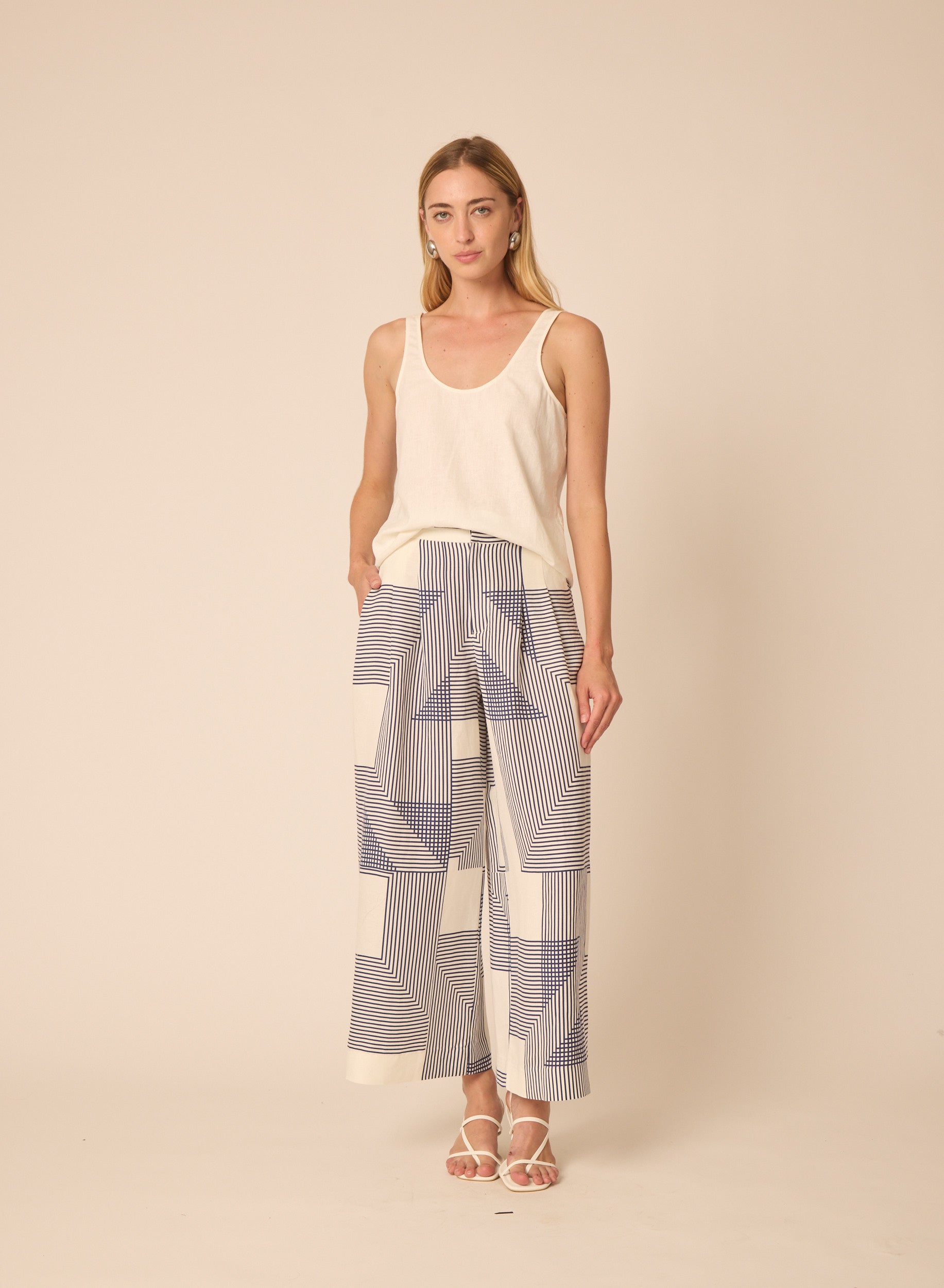Lizzy pant in Navy And White Geo Print - Gilner Farrar
