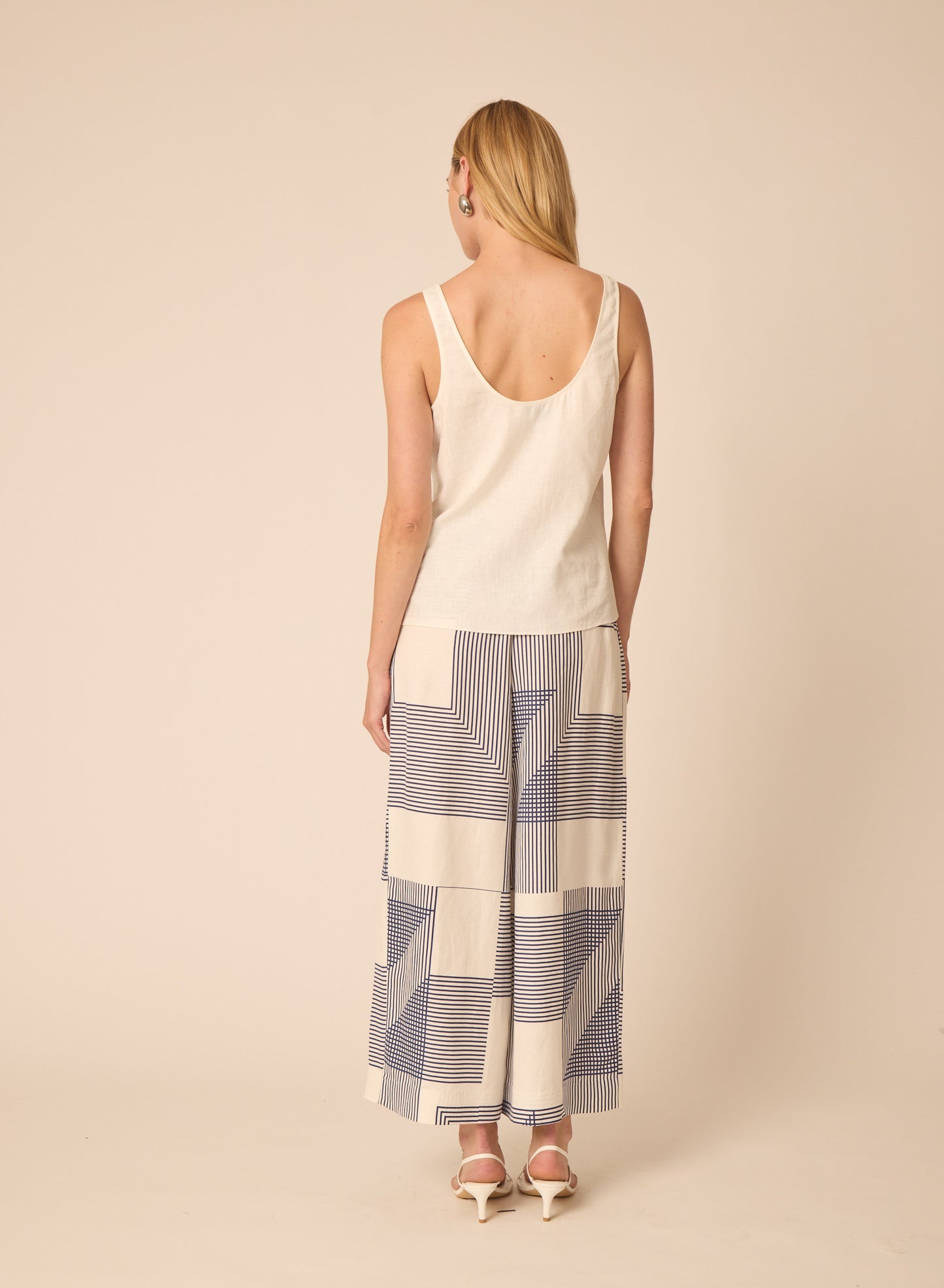 Lizzy pant in Navy And White Geo Print - Gilner Farrar