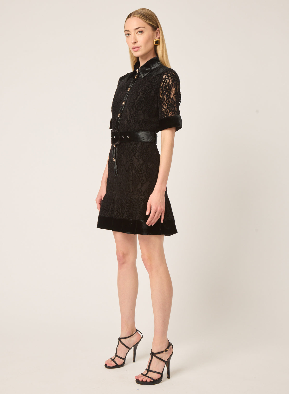 Payden dress in Velvet black lace - Gilner Farrar