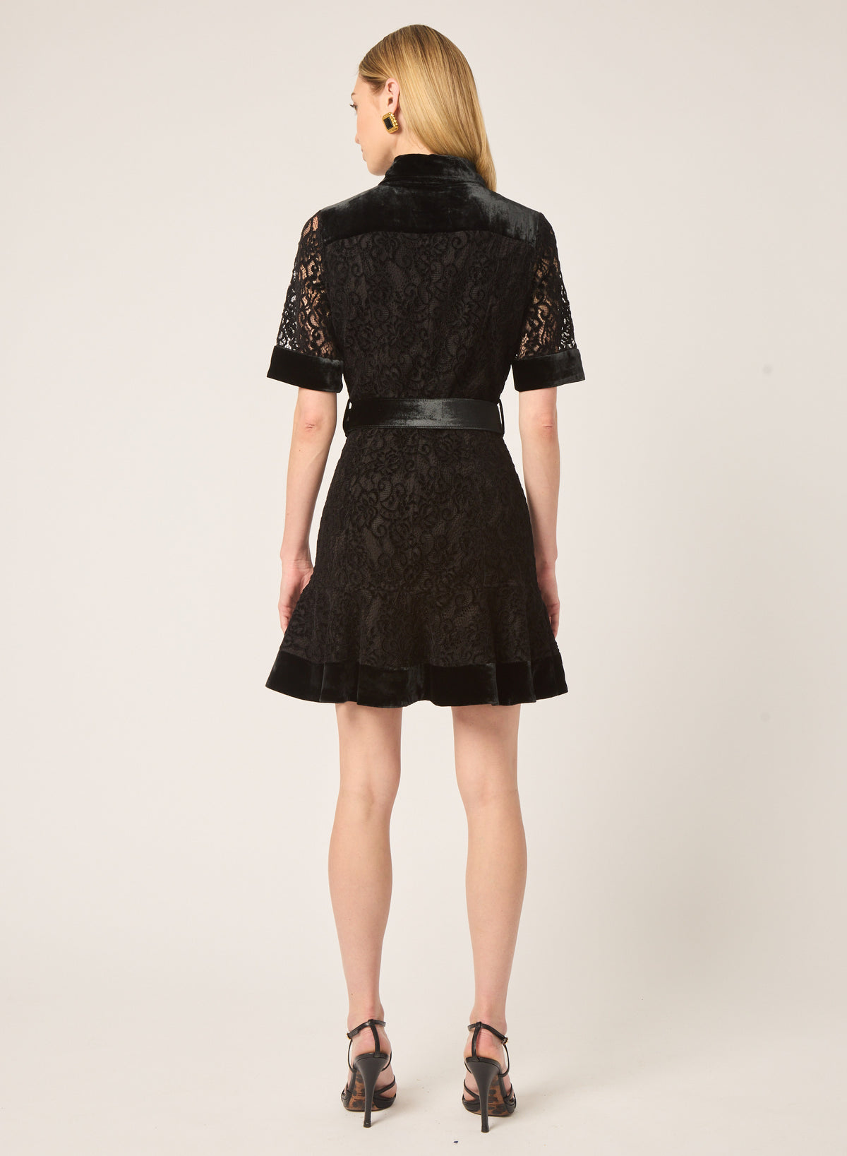Payden dress in Velvet black lace - Gilner Farrar