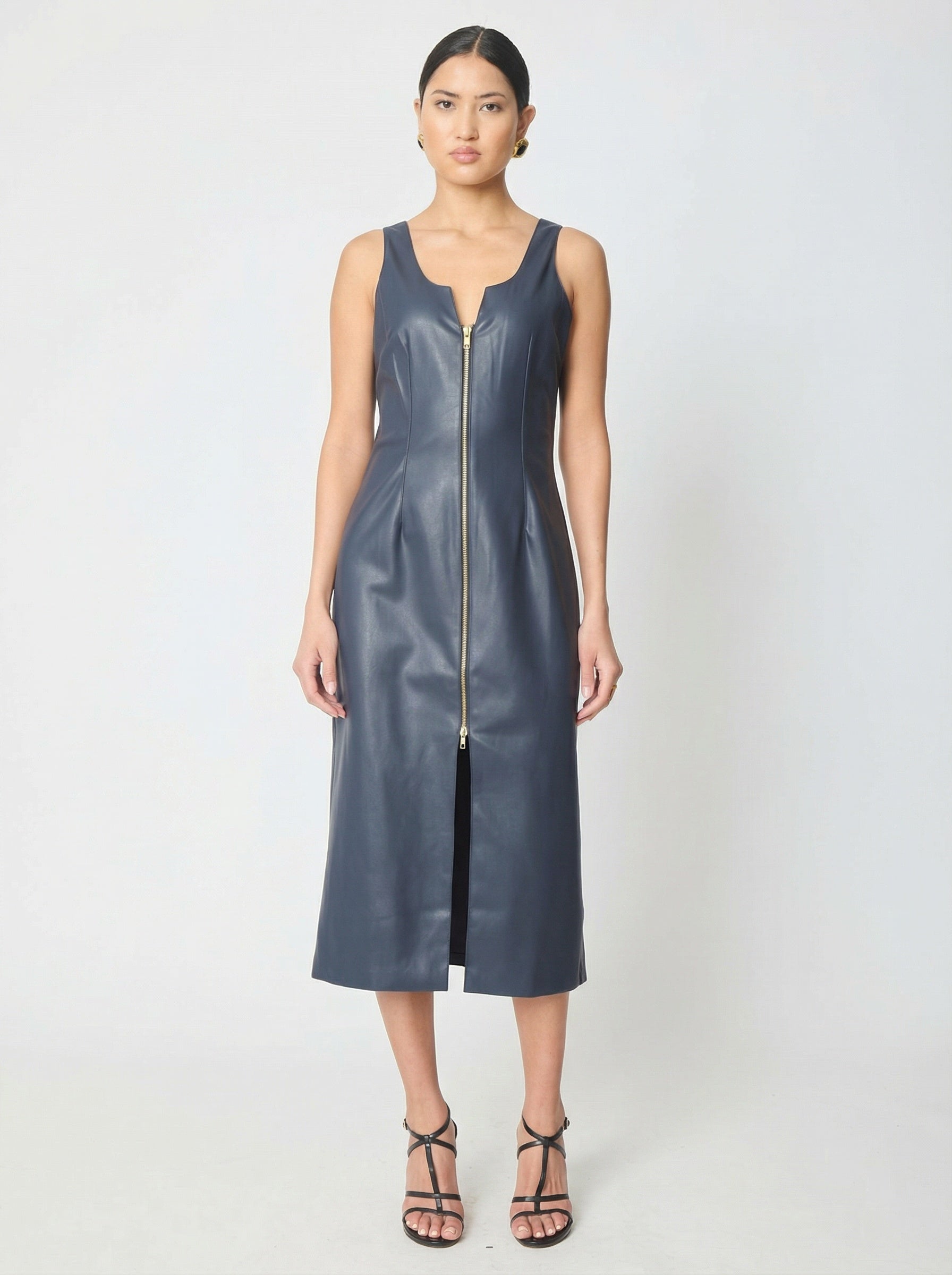 Ivara dress in Navy