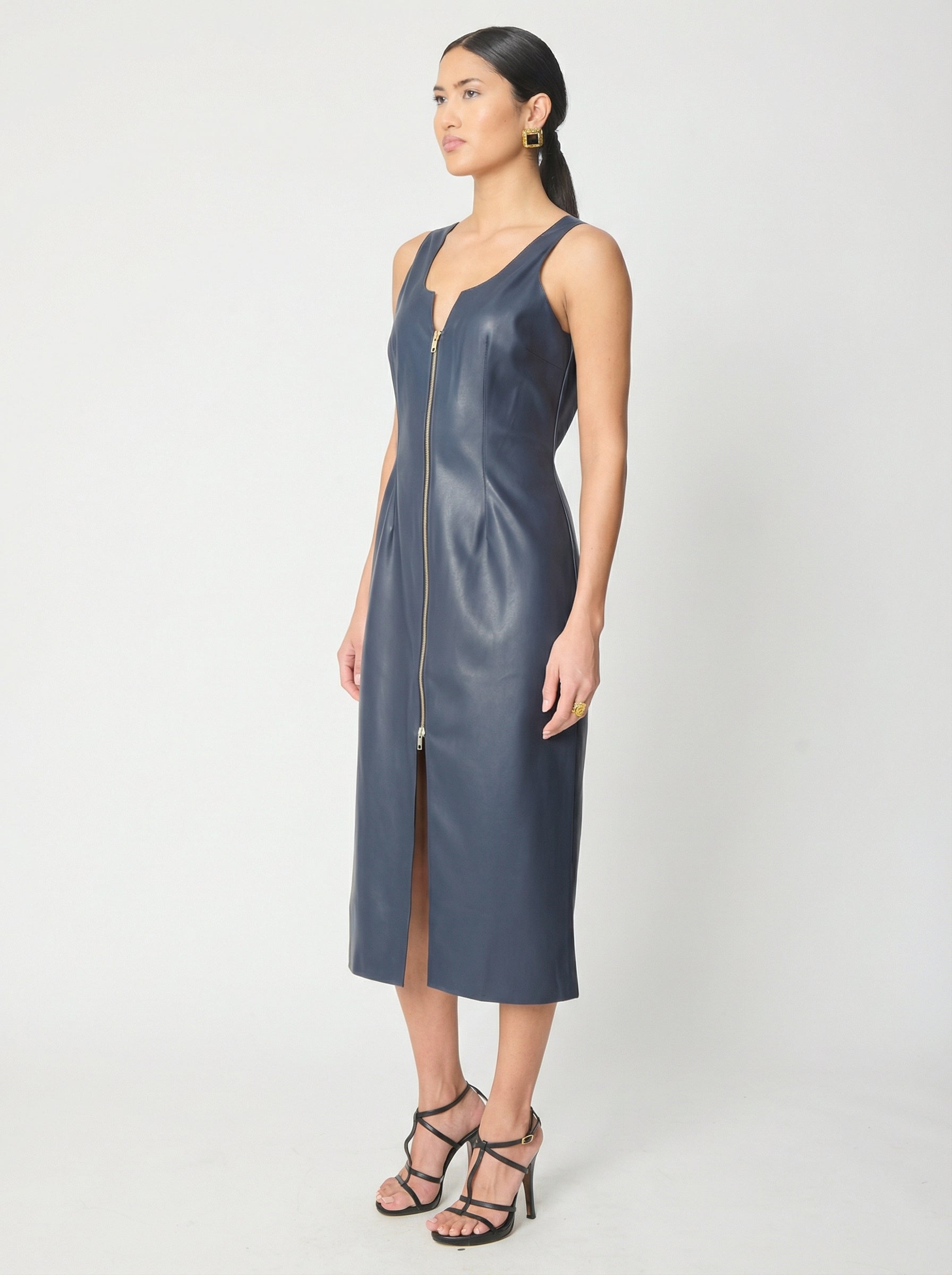 Ivara dress in Navy