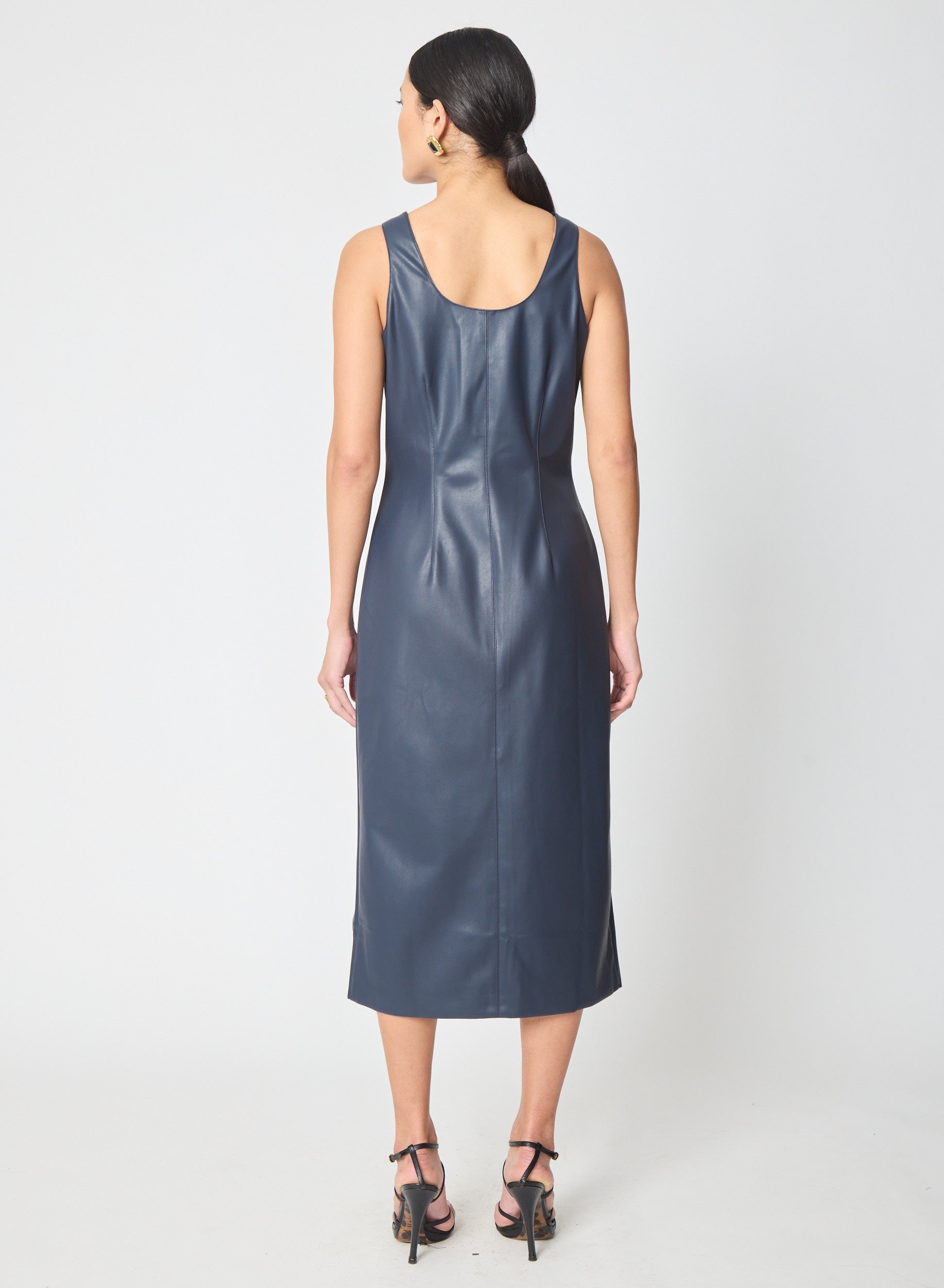 Ivara dress in Navy