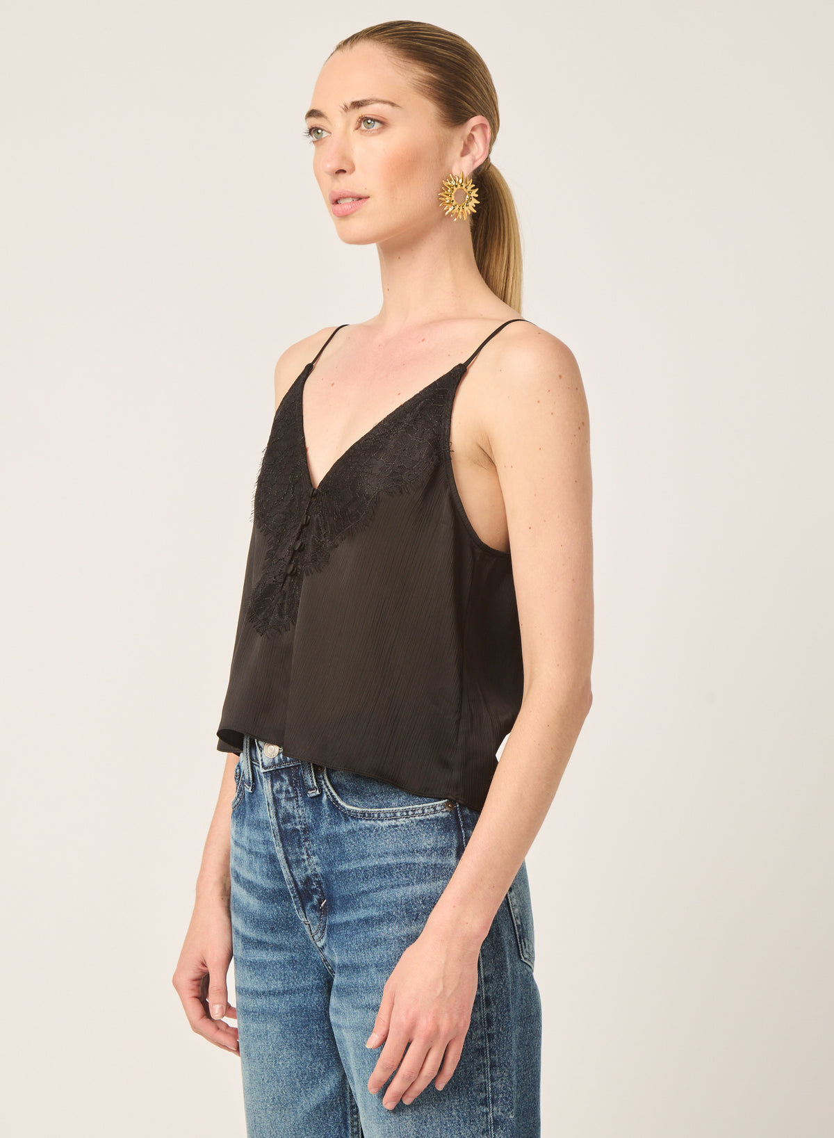 Elma top in Black color - Gilner Farrar